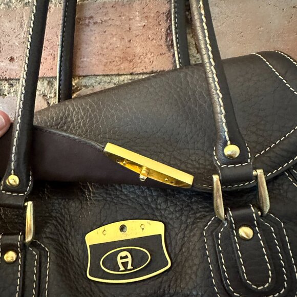 👜 Etienne Aigner Chocolate Brown Leather Satchel Handbag 👜 - Picture 7 of 9